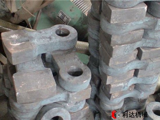 破碎機(jī)設(shè)備錘頭